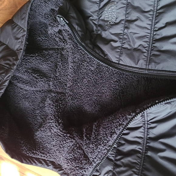 North face winter coat size large - Picture 2 of 6